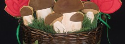 Roses and Mushrooms cookie pops basket